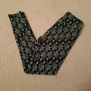 OS Lularoe leggings